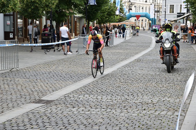 了他们在技 了他们在技